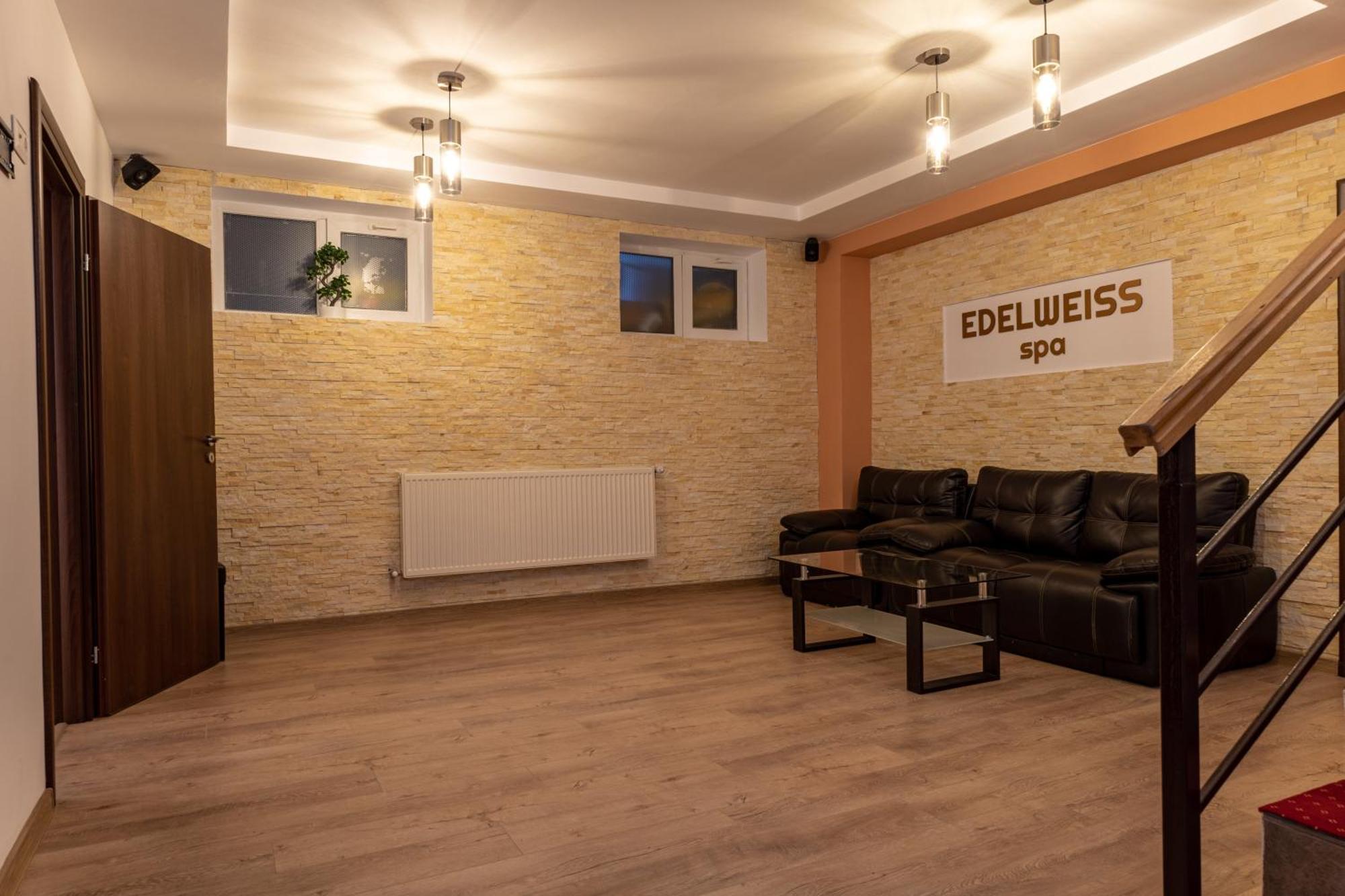 Vila Edelweiss Predeal Buitenkant foto