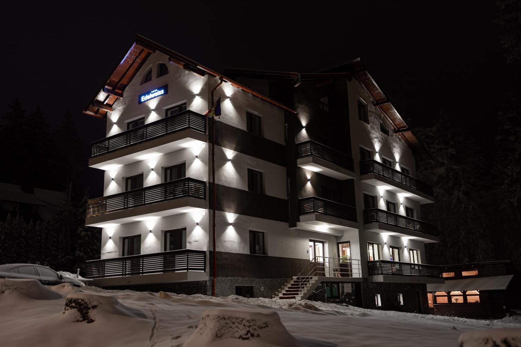 Vila Edelweiss Predeal Buitenkant foto
